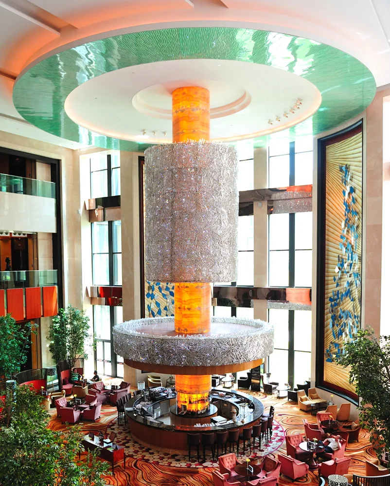 Custom-03-product_Circular-Column-Light